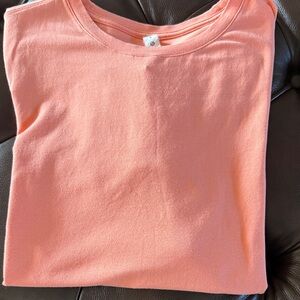Women’s peach tee
